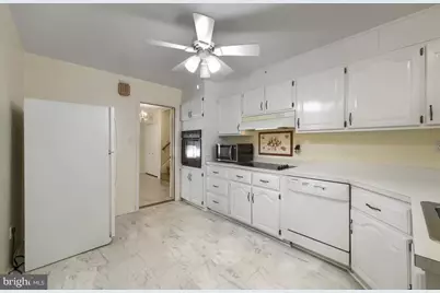 7803 Ruxway Road, Towson, MD 21204 - Photo 9