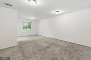 8529 Stansbury Lake Dr, Baltimore, MD 21222 - Photo 31