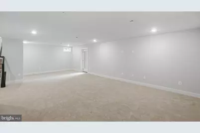 502 Willowshire St, Middle River, MD 21220 - Photo 27