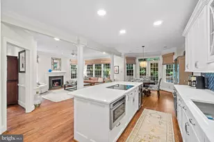 6438 Cloister Gate Dr, Baltimore, MD 21212 - Photo 11
