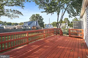 423 Ingleside Ave, Baltimore, MD 21228 - Photo 17