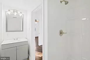 423 Ingleside Ave, Baltimore, MD 21228 - Photo 9