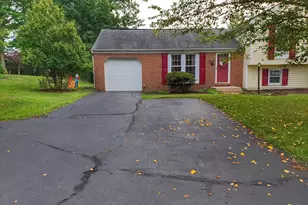 7109 Upper Mills Cir, Catonsville, MD 21228 - Photo 17