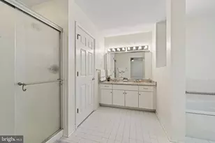 31 Lambourne Rd, Towson, MD 21204 - Photo 27