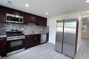 327 Bigley Ave, Baltimore, MD 21227 - Photo 5