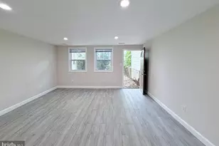 327 Bigley Ave, Baltimore, MD 21227 - Photo 13
