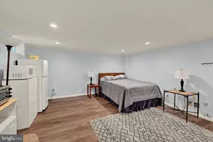 926 Fairmount Ave, Towson, MD 21204 - Photo 17