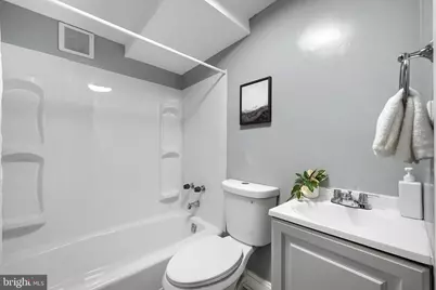 415 Edmunds Way, Baltimore, MD 21221 - Photo 21
