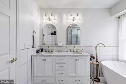 64 River Oaks Circle, Baltimore, MD 21208 - Photo 23