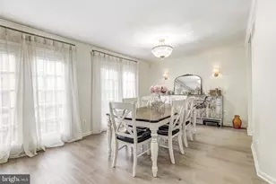 64 River Oaks Cir, Baltimore, MD 21208 - Photo 9
