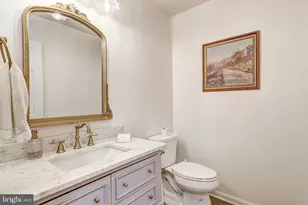 64 River Oaks Cir, Baltimore, MD 21208 - Photo 15
