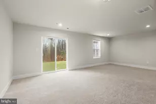 304 Sweetbay Rd, Essex, MD 21221 - Photo 37