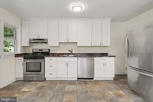 6609 Frederick Rd, Baltimore, MD 21228 - Photo 9