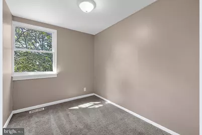 319 Bigley Avenue, Baltimore, MD 21227 - Photo 19