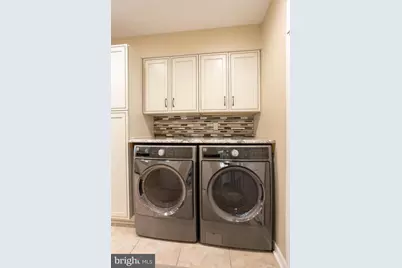 2812 Moores Valley Drive, Baltimore, MD 21209 - Photo 19