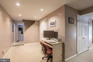 2812 Moores Valley Dr, Baltimore, MD 21209 - Photo 39