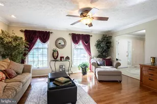 2812 Moores Valley Dr, Baltimore, MD 21209 - Photo 7
