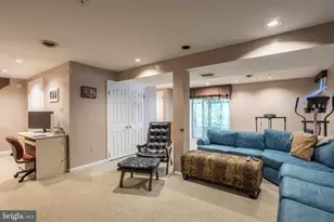 2812 Moores Valley Dr, Baltimore, MD 21209 - Photo 41