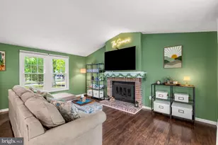 7122 Upper Mills Cir, Catonsville, MD 21228 - Photo 17
