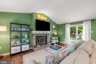7122 Upper Mills Cir, Catonsville, MD 21228 - Photo 15