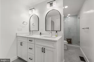 7122 Upper Mills Cir, Catonsville, MD 21228 - Photo 25