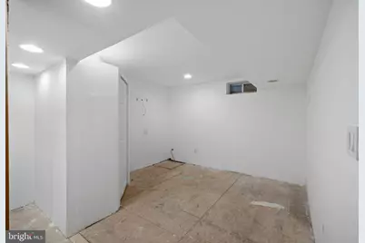 17 Chadford Court, Baltimore, MD 21220 - Photo 23