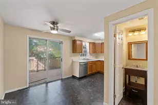 17 Chadford Ct, Baltimore, MD 21220 - Photo 7