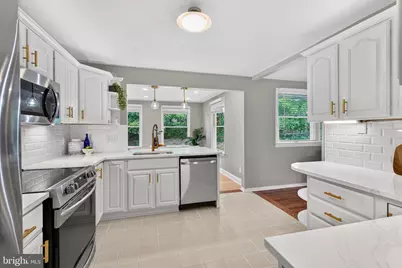2112 Folkstone Road, Lutherville Timonium, MD 21093 - Photo 7