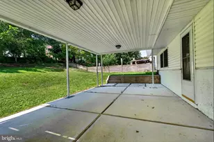 2112 Folkstone Rd, Lutherville Timonium, MD 21093 - Photo 21