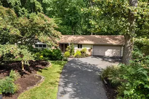 10 Winterberry Ct, Glen Arm, MD 21057 - Photo 3