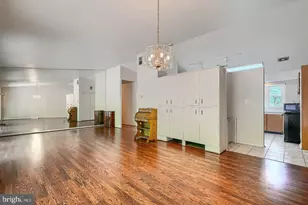 3204 Timberfield Ln, Pikesville, MD 21208 - Photo 7