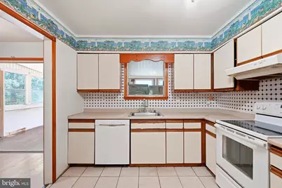 17 Taos Circle, Baltimore, MD 21220 - Photo 11