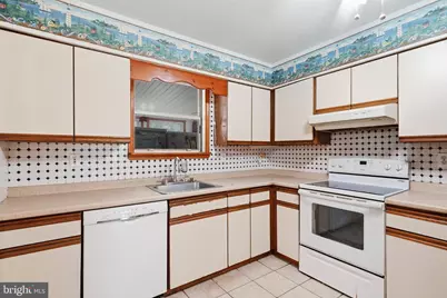 17 Taos Circle, Baltimore, MD 21220 - Photo 9