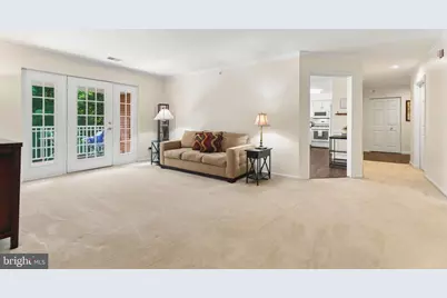12105 Tullamore #402, Timonium, MD 21093 - Photo 9