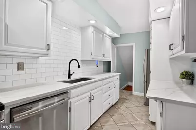 855 Bosley Avenue, Towson, MD 21204 - Photo 11