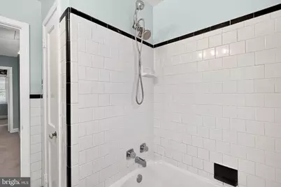 855 Bosley Avenue, Towson, MD 21204 - Photo 25