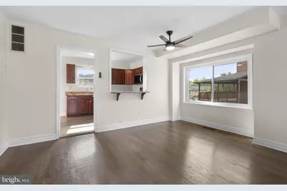 955 Stormont Cir, Baltimore, MD 21227 - Photo 5