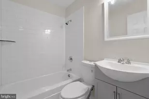 955 Stormont Cir, Baltimore, MD 21227 - Photo 15