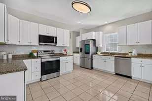 239 Seamaster Rd, Baltimore, MD 21221 - Photo 19