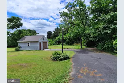 7813 Bradshaw Road, Upper Falls, MD 21156 - Photo 17