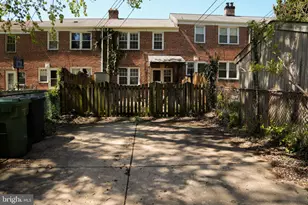 221 Medwick Garth E, Catonsville, MD 21228 - Photo 19