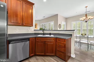 343 Hopkins Landing Dr, Baltimore, MD 21221 - Photo 11