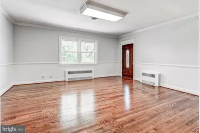 323 Academy Avenue, Reisterstown, MD 21136 - Photo 3