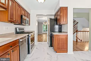 24 Southwark Bridge Way, Lutherville Timonium, MD 21093 - Photo 11
