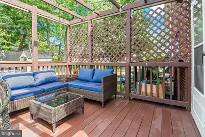 2428 Forest Green Road, Baltimore, MD 21209 - Photo 17