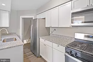 1707 Pin Oak Rd, Parkville, MD 21234 - Photo 5