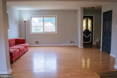818 Bobby Road, Baltimore, MD 21228 - Photo 3