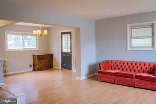 818 Bobby Rd, Baltimore, MD 21228 - Photo 5