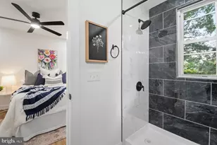 27 Glenwood Ave, Baltimore, MD 21228 - Photo 17