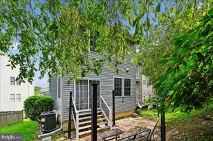 10 Carmichael Ct, Baltimore, MD 21228 - Photo 21